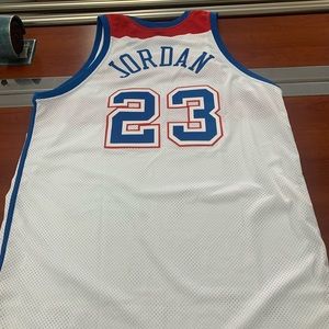 AUTHENTIC VINTAGE NIKE MICHAEL JORDAN JERSEY XXL